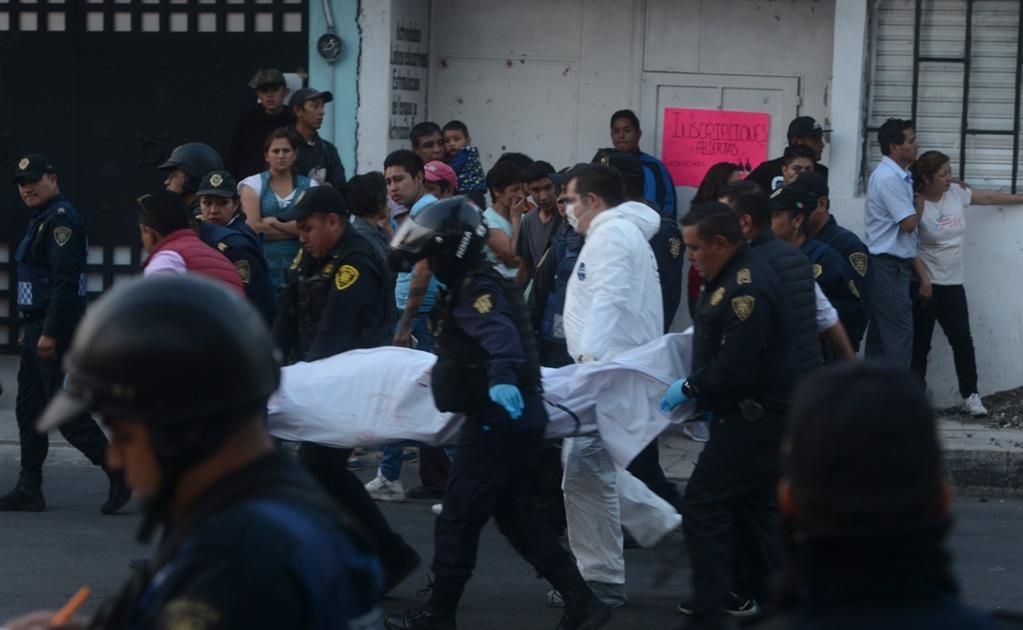 El enfrentamiento a tiros entre dos presuntas bandas delictivas que operan en el sector de la delegación Tláhuac, dejó un saldo de tres personas muertas y dos más heridas, que fueron trasladadas a un hospital a recibir atención médica especializada.Foto