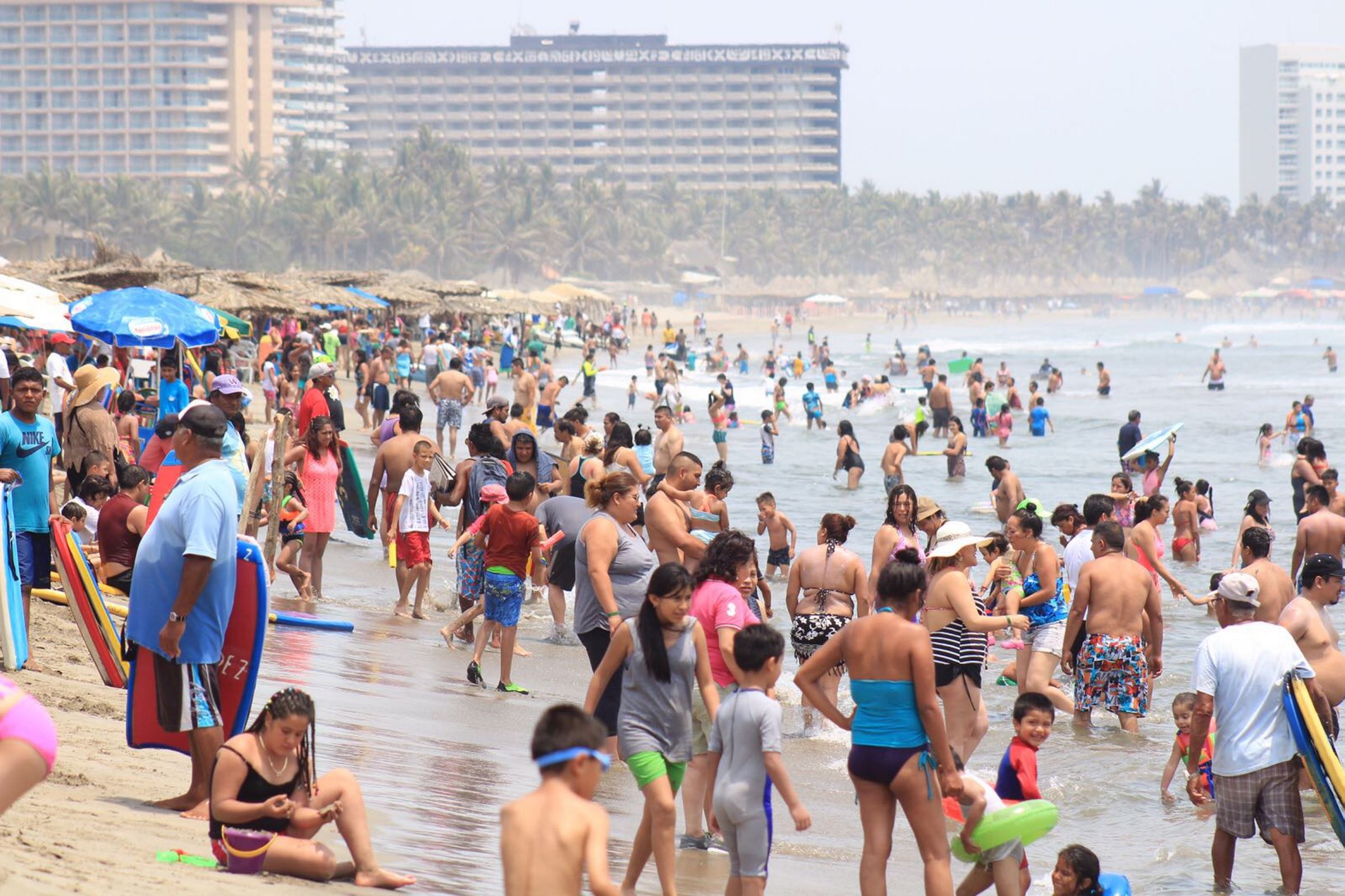 Mientras que Acapulco inició las vacaciones de Semana Santa con una ocupación del 49 por ciento, el binomio turístico de Ixtapa-Zihuatanejo alcanzó 60.7 por ciento en su estadía hotelera. (Notimex)