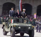 Peña Nieto pasa revista a las tropas que participan en Desfile Militar