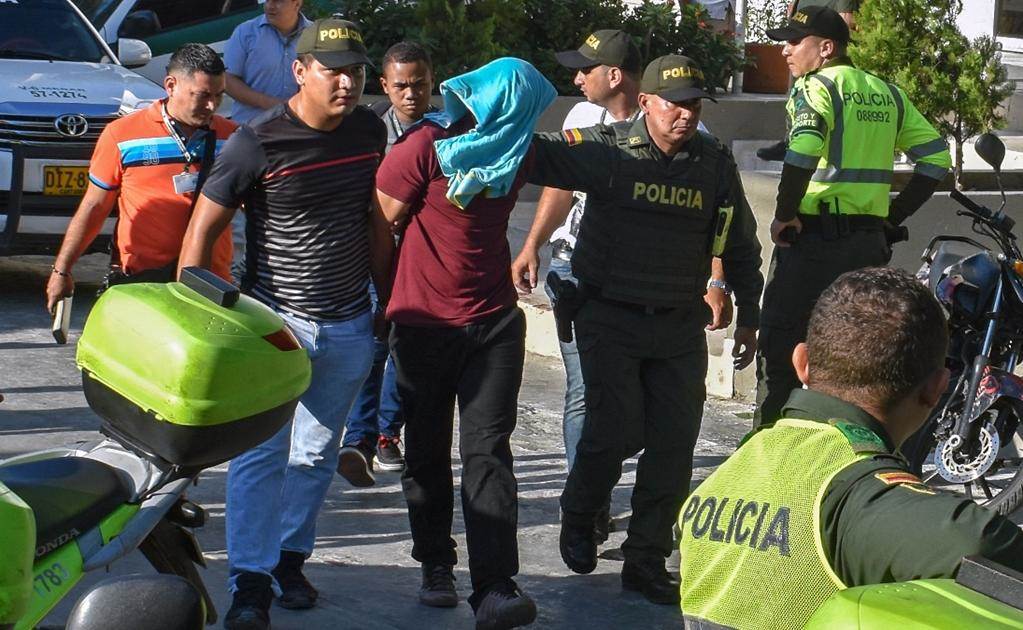El comandante de la Policía Metropolitana de Barranquilla, Mariano Botero, informó que fue capturada una de las tres personas que estarían implicadas en el atentado.