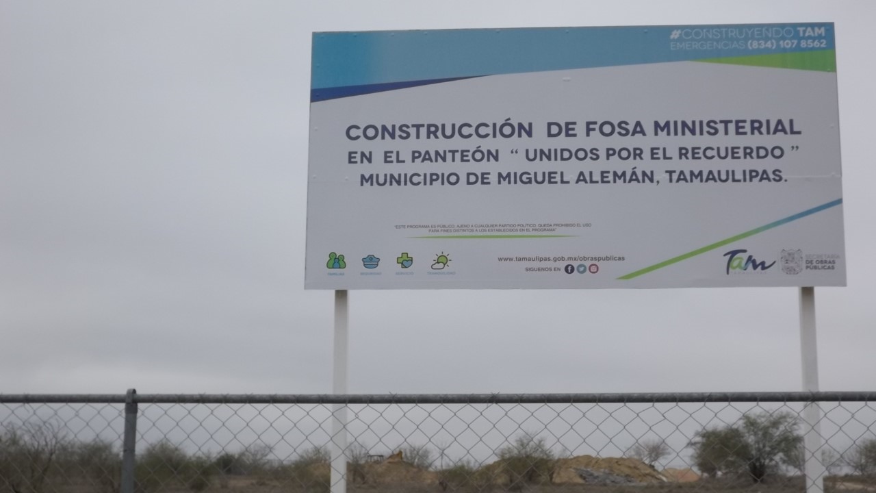 EN EL PANTEON. La fosa ministerial se construye en el panteón municipal “Unidos por el Recuerdo” que se ubica en área despoblada del sur de la ciudad, justo casi frente a la aeropista.