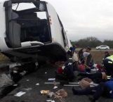 Muere una persona tras volcar autobús en Autopista Reynosa-Monterrey