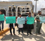 Protestan médicos en la plaza principal de Matamoros