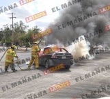 Choca y arde a medio bulevar Hidalgo