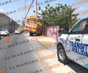 Se estrella camión de pasajeros contra el DIF Reynosa: 3 heridos