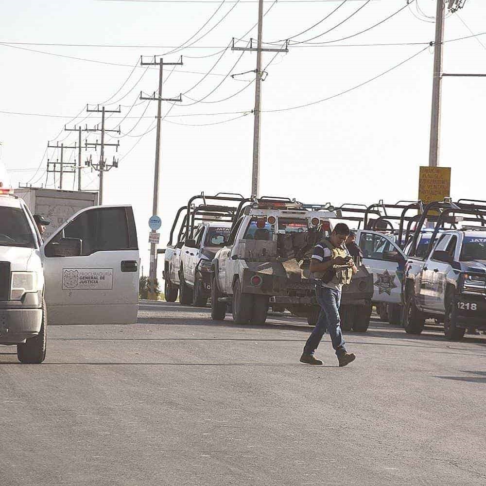 Pesquisa. Policías investigadores de Plan Reynosa iniciaron las diligencias en el lugar de los hechos.