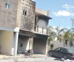 Investigan explosión de residencia