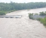 Piden extremar precauciones por creciente del Río Salado