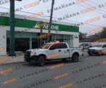 Asaltan 2 hombres banco Afirme en bulevar Morelos