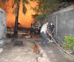 Fuerte viento causó que fuera un infierno tarimera incendiada