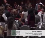En plena sesión informan a diputada de Morena del asesinato de su hija