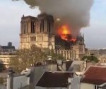 Arde catedral de Notre Dame