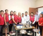 Dona equipo para el área de laboratorio el Club Rotario