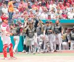 ¡Apalean Leones a Diablos!