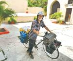 Recorre canadiense el mundo en bicicleta