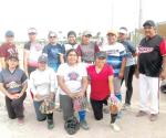 Amigas de Blackie vencen a Hunters