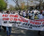 Marchan en respaldo a Cabeza de Vaca