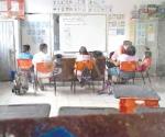 Obligan a niños asistir a clases de nivelación