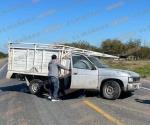 Fallece conductor al volcar la camioneta