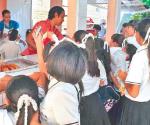 Autorizan a escuelas abrir las cooperativas