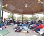 Cumplen un año en la plaza de la República