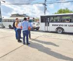 Llevan a estudiantes a vacunar a Donna, Texas