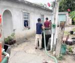 Mantienen abasto de agua en zonas críticas de la Villa