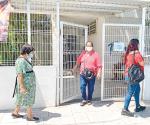 Trabajan sólo con personal de guardia