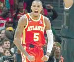 Murray y Young dan triunfo a los HawKS