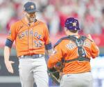 Javier y Astros lanzan sin hits; la serie mundial  se empata 2-2