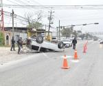 Abandona unidad luego de chocar