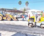 Permanente labor de bacheo en la ciudad