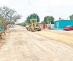 Mejoran vialidades de terraceria en colonias