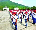 Jóvenes toman la protesta de lealtad