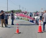 Agricultores bloquean carretera Victoria- Matamoros