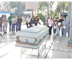 Despide Cobat con homenaje a Cirely Nahiobe