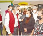 Américo visita el hospital infantil