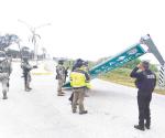 Cobra tormenta la vida de pescador en el mar