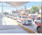 Ofrecen taxistas mantener tarifas