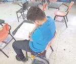 Buscan que adultos terminen educación primaria y secundaria