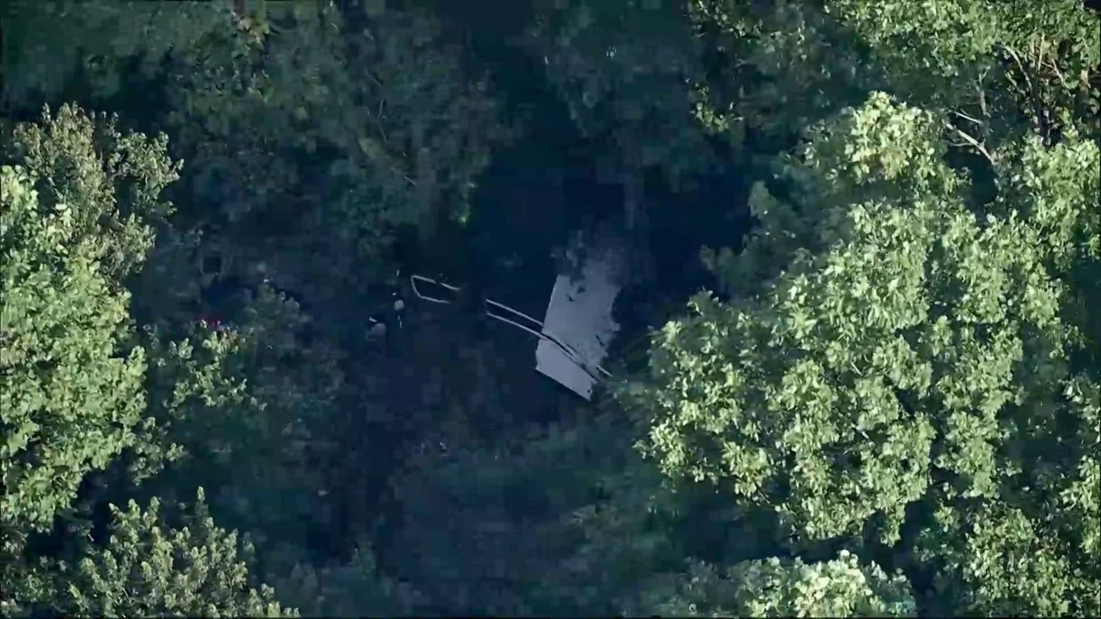 Ocho permanecen hospitalizados tras caída de avioneta de paracaidismo en Nueva Jersey