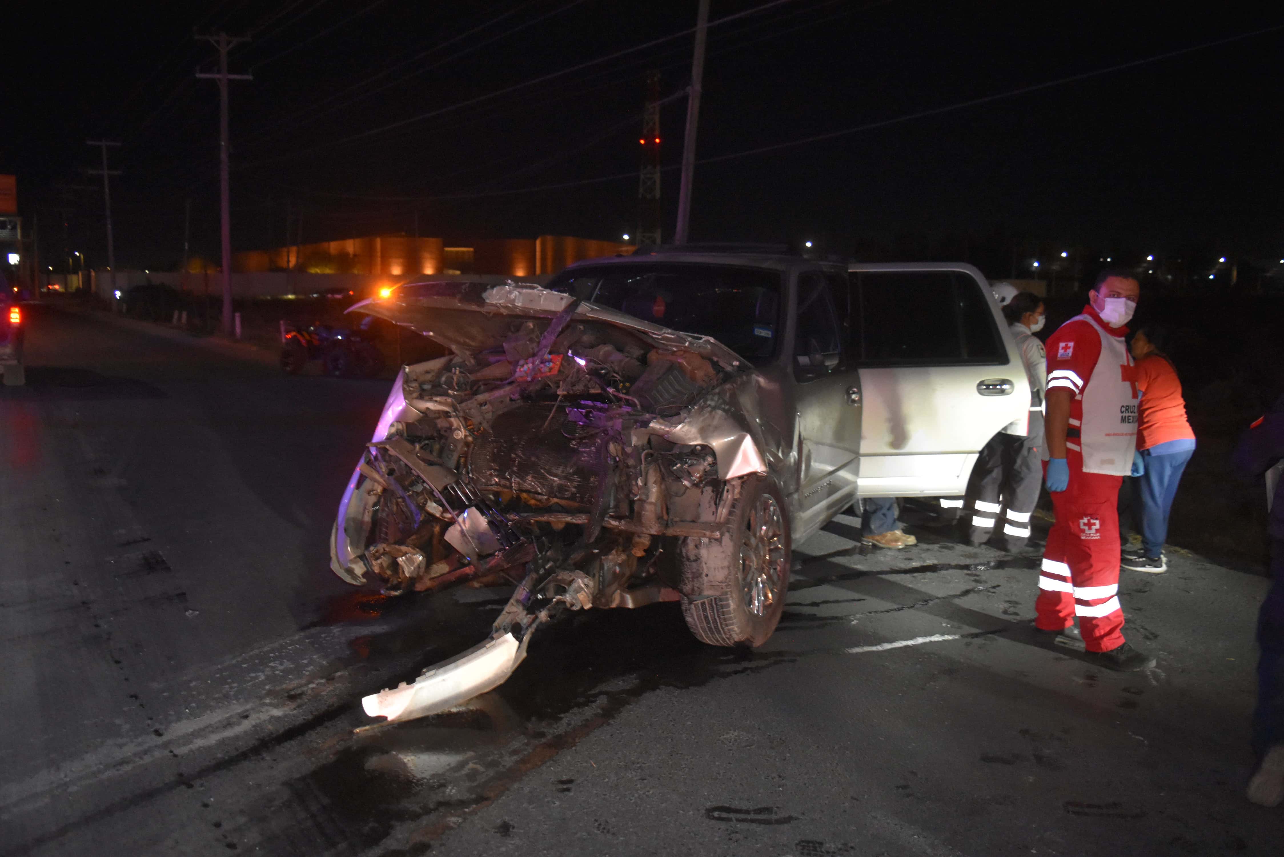 Carambola vehicular deja 5 heridos