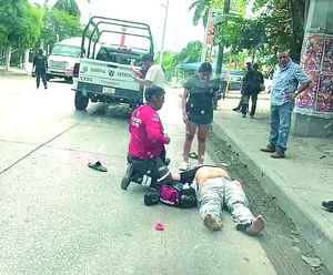 Joven de 16 a&ntilde;os queda grave tras caer del puente Tampico